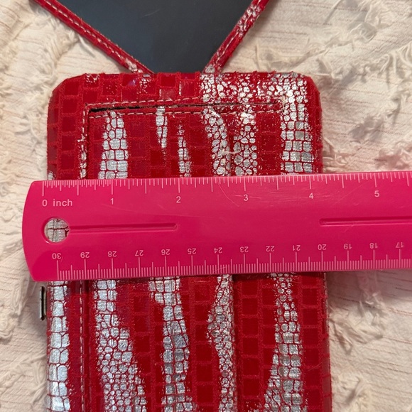 Red and Silver Clutch - Picture 8 of 9